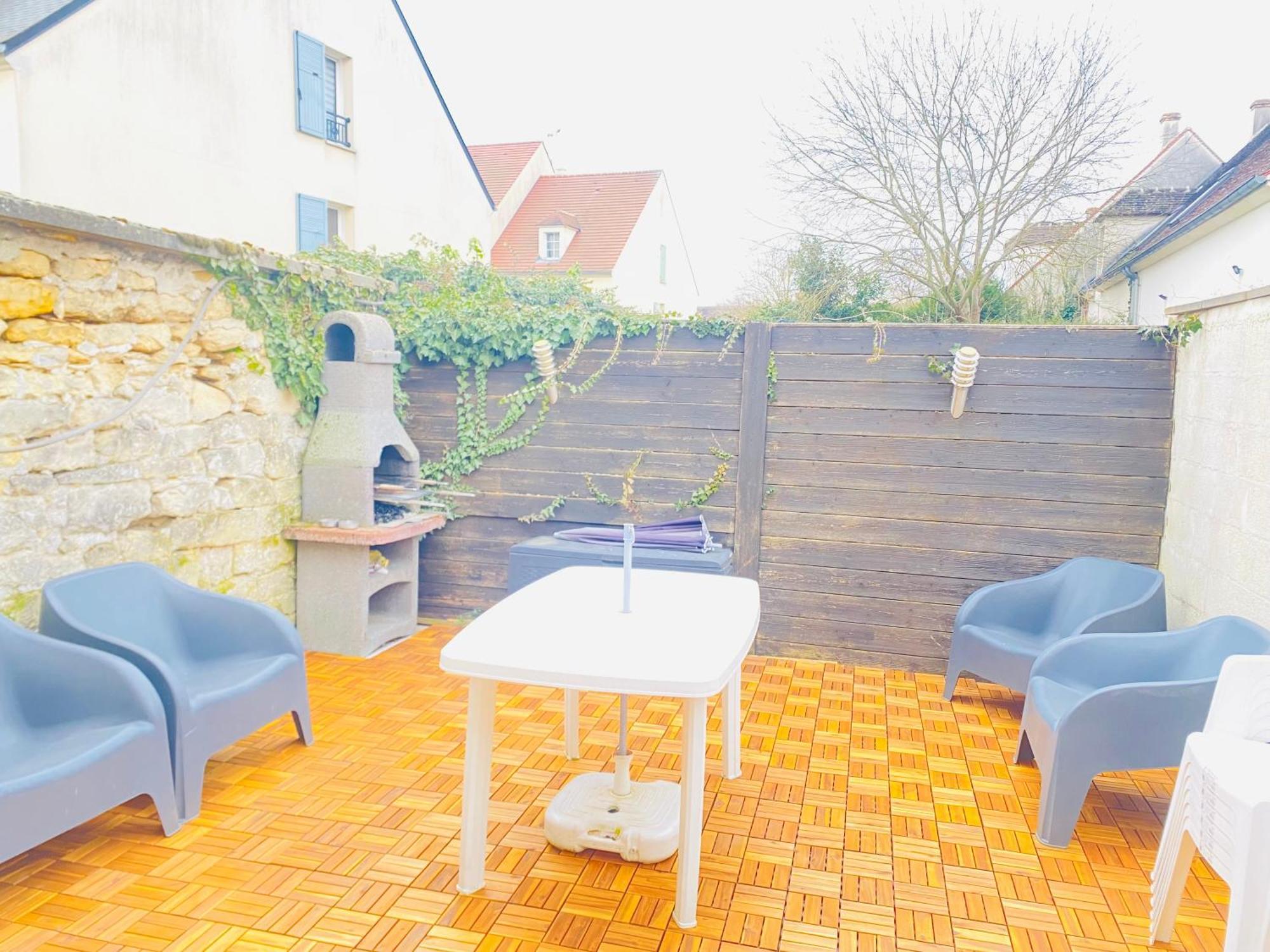 Maison Individuelle Tout Confort Terrasse Exterieur Proche Parc Asterix, Aeroport Roissy Cdg, Paris, Disney, Chateau De Chantilly La Chapelle-en-Serval Esterno foto